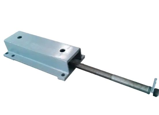 Heavy Duty Belt Conveyor Aksesoris Sekrup Tensioner Untuk Belt Tracking Anti Korosi
