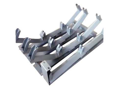 Self Aligning Conveyor Idler Bracket Steel Support Frame Untuk Sistem Sabuk
